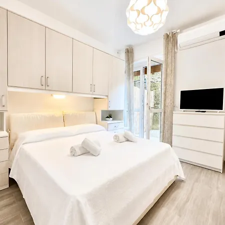 Apartman Hostdomus - Garden